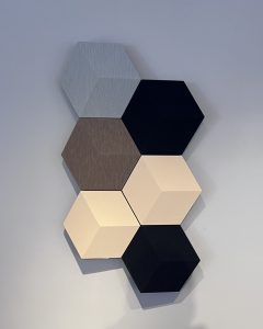 Bang & Olufsen Beosound Shape seinäasennus.